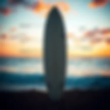 Dimensions and Features of Surfboards for Performance Side view of a surfboard displaying dimensions and design features for performance.